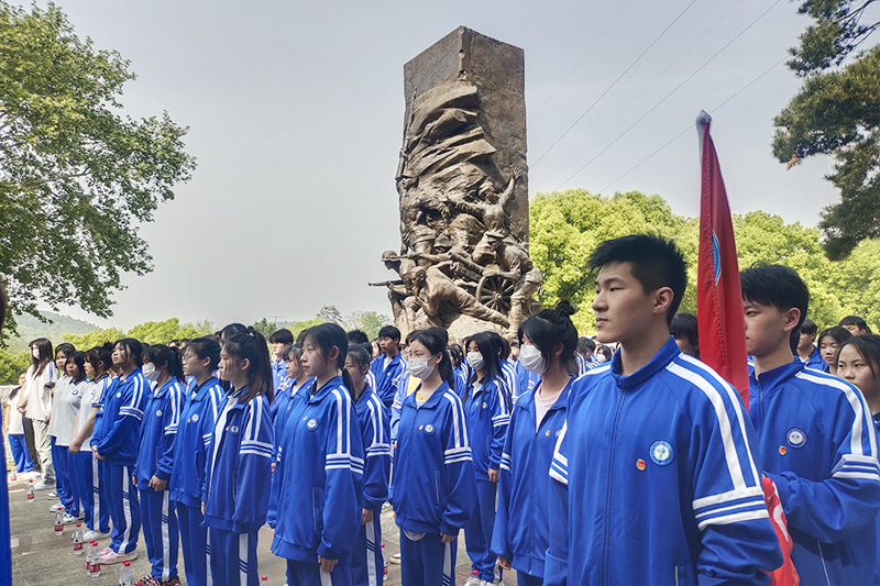 【德育工作】“品润青春●学在光电”校外实践活动 ——参观石门峰革命纪念公园爱国主义教育基地